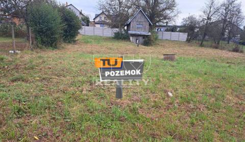 Ponúkame na predaj pozemok o rozlohe 1286 m2 v obci Myslina neďaleko H