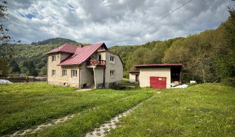 Exkluzívne na predaj rodinný dom s pozemkom 1922 m2, Veľké Rovné