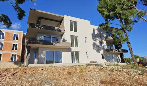 Na predaj 3 izb. apartmán (Z2B) - Chorvátsko, ostrov Hvar!