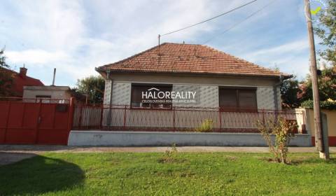 Predaj, rodinný dom Váhovce -EXKLUZÍVNE HALO REALITY