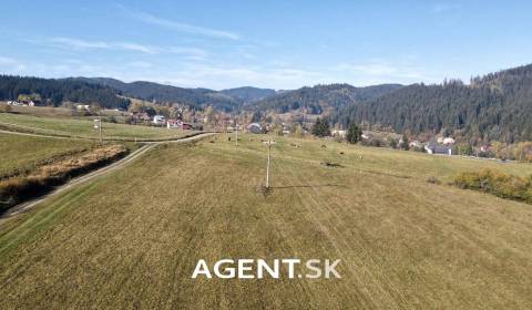 Pozemok 1830 m2 pre rodinný alebo rekreačný dom v Korni