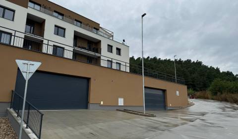 Prenájom veľký byt 50m2 + terasa 55m2 NOVOSTAVBA, Považská Bystrica 