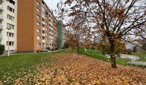 Ponúkame na predaj 3izbový byt s balkónom