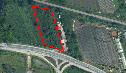 150 m2 INVESTIČNÉ POZEMKY pri Komárne – Na Predaj