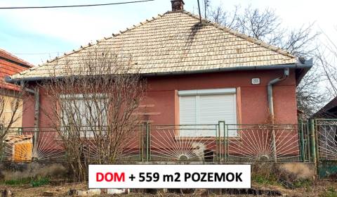 Búč - RODINNÝ DOM s 560 m2 POZEMKOM - Na predaj