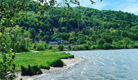 POZEMKY 1.900 m2 okolo Môťovej (Zvolen)