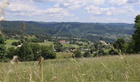 DOHODOU - Priestranný pozemok s krásnym výhľadom v Hriňovej