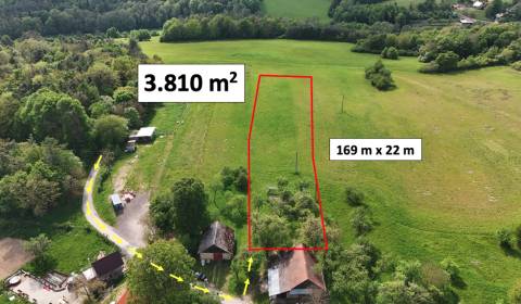 Brezová pod Bradlom - 3810 m2 Stavebný pozemok