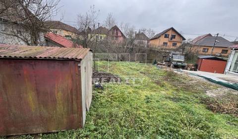 REKREAČNÝ STAVEBNÝ POZEMOK 276 m2 SOBLAHOV