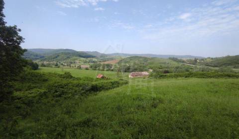 CENA Dohodou - Rozľahlý pozemok na splnenie farmárskych snov – ideálny