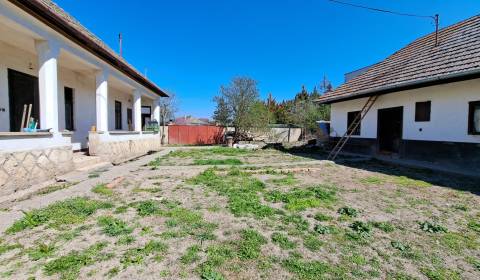 Rodinný dom a záhrada 1.500 m2, Starý Hrádok (SM - 790) 