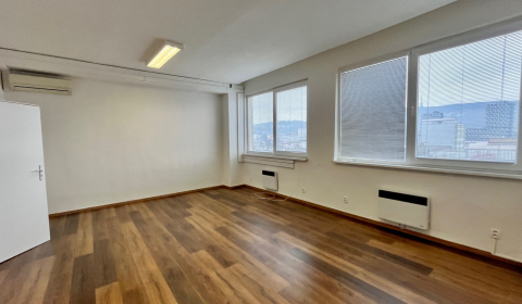 Kancelárie v AB, BA-Nové Mesto, Hattalova ul., 40 m2, 58 m2