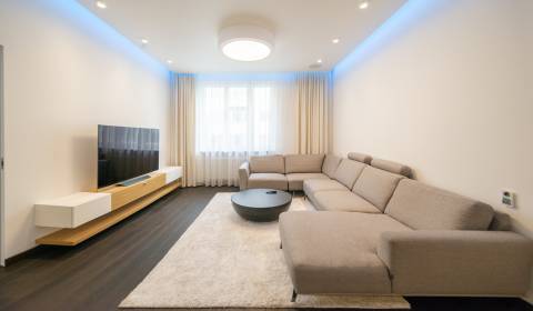 Príjemný 3i byt 98 m2, vkusne zrekonštruovaný vo výbornej lokalite