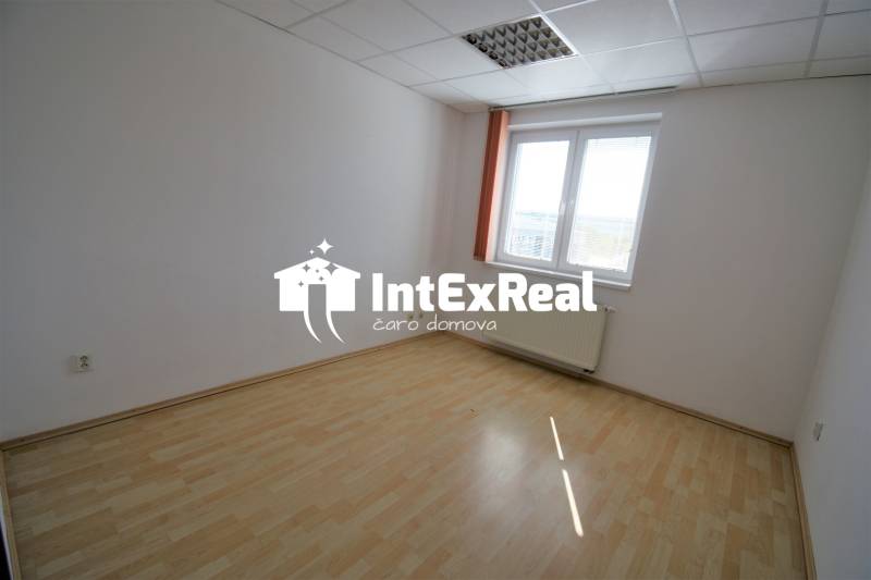 Kancelárske prietory na prenájom, Galanta,viac na:  https://reality.intexreal.sk/