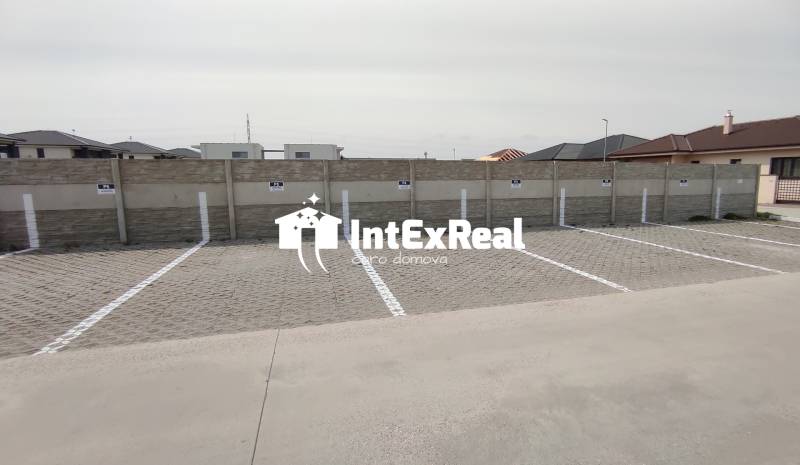 Parkovacie státie na prenájom, Galanta Mládežnícka štvrť, viac na: https://reality.intexreal.sk/