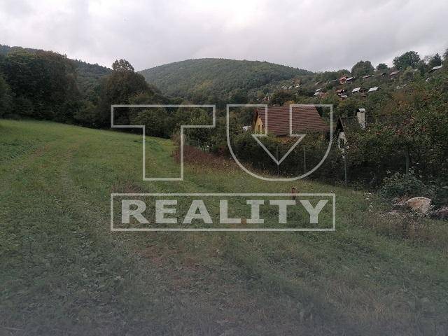 Horné Srnie Pozemky - bývanie predaj reality Trenčín