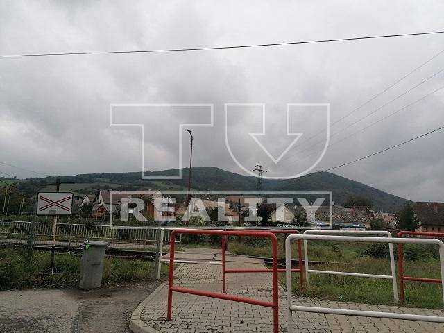 Horné Srnie Pozemky - bývanie predaj reality Trenčín