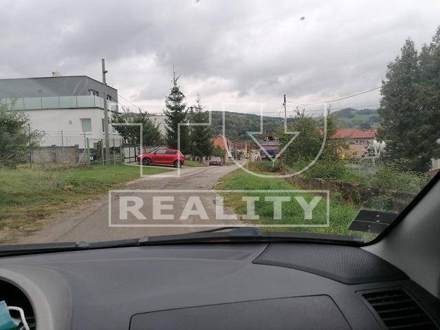 Horné Srnie Pozemky - bývanie predaj reality Trenčín