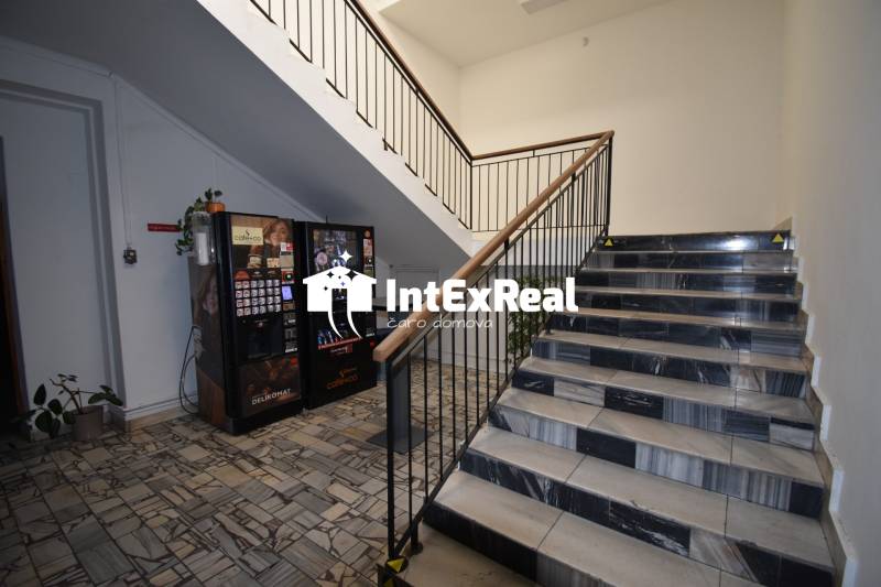 Kancelária, na prenájom, Galanta centrum, viac na: https://reality.intexreal.sk/