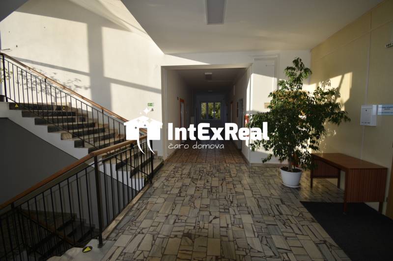 Kancelária, na prenájom, Galanta centrum, viac na: https://reality.intexreal.sk/