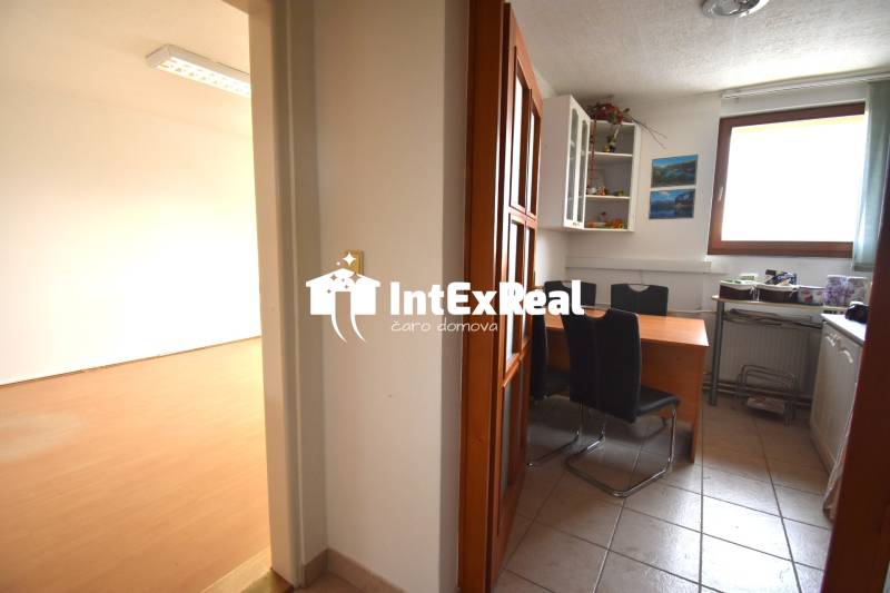 Kancelársky  priestor na prenájom, 14,91 m²,  Galanta, viac na: https://reality.intexreal.sk/