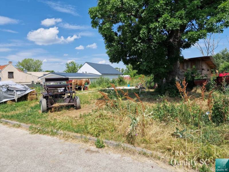 Senec Pozemky - bývanie predaj reality Senec