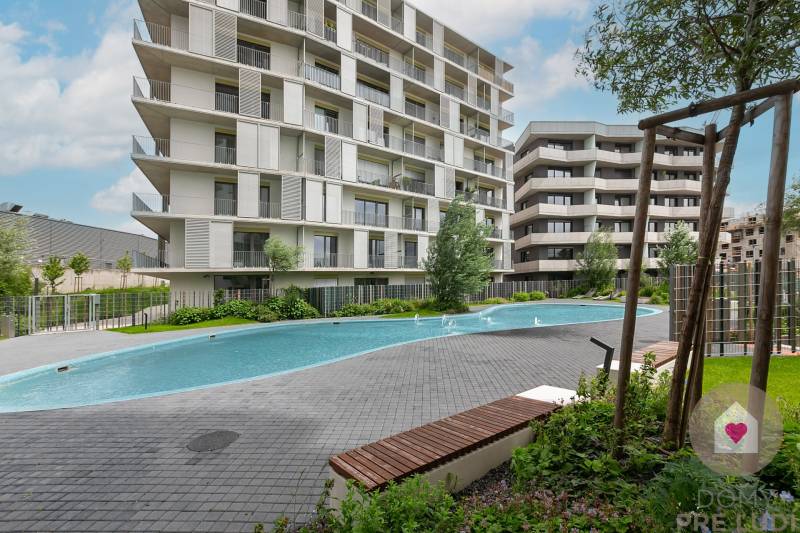 Predaj 1i bytu v novostavbe Čerešne s balkónom, klimatizáciou a výhľadom_areál