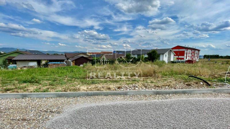 Častkovce Pozemky - bývanie predaj reality Nové Mesto nad Váhom