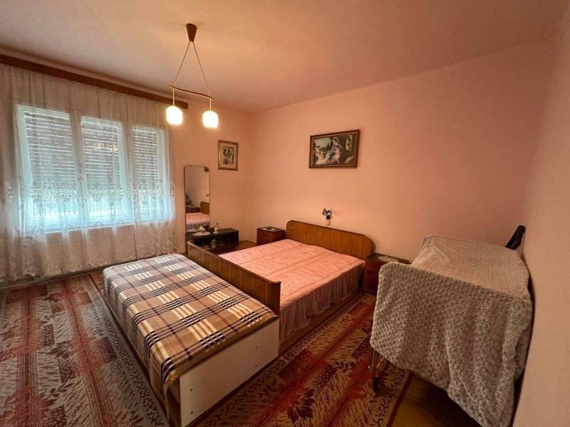 ALL INCLUSIVE | NA PREDAJ 4 IZBOVÝ RD NA 10A POZEMKU, TOPOĽNÍKY