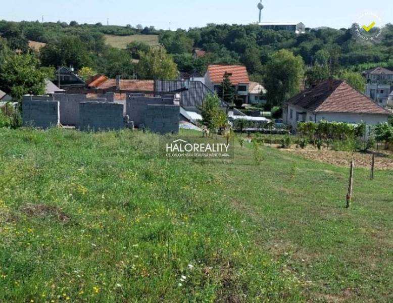 Horné Trhovište Pozemky - bývanie predaj reality Hlohovec