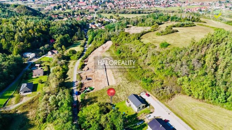 Zvolenská Slatina Pozemky - bývanie predaj reality Zvolen