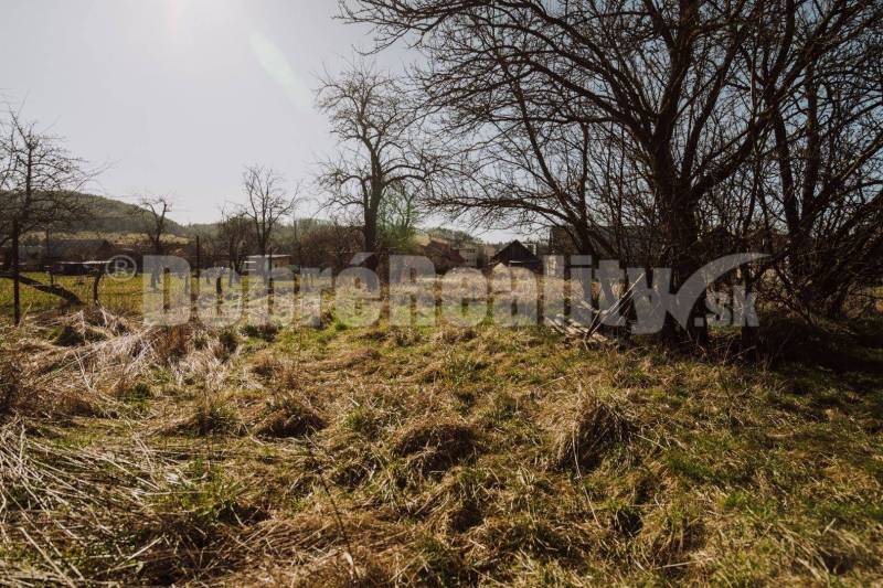 Veľká Lúka Pozemky - bývanie predaj reality Zvolen