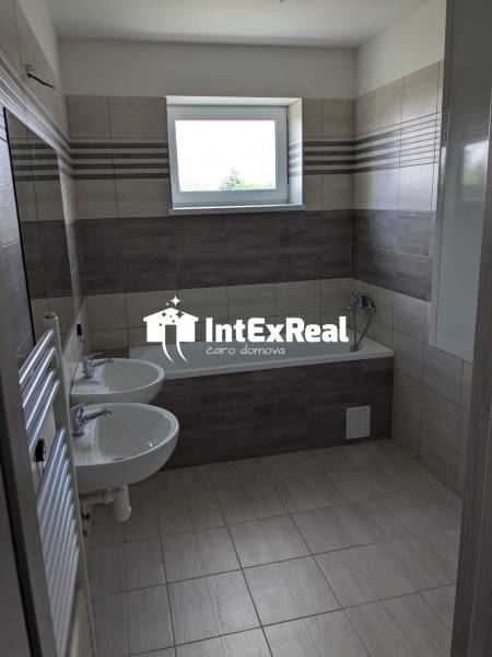 Prenájom  3 izbového bytu, Mostová, viac na: https://reality.intexreal.sk/