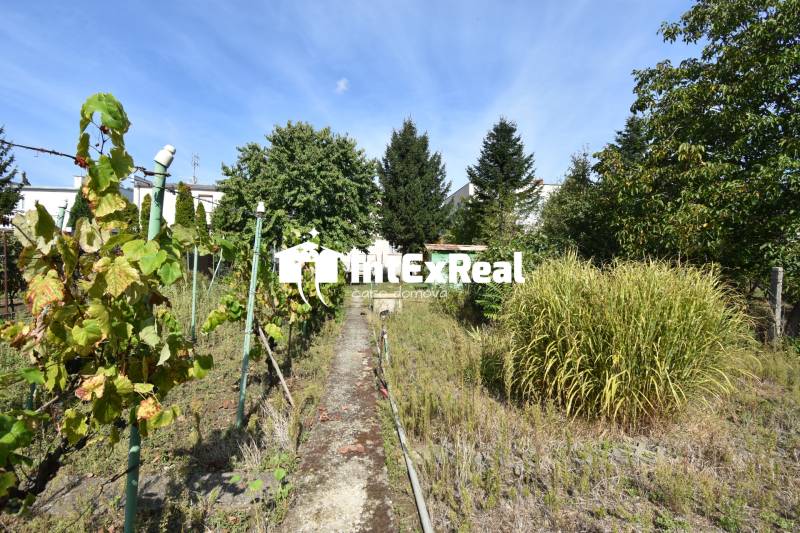 GALANTA CENTRUM, Bývanie, podnikanie, na predaj rodinný dom, Galanta , viac na: https://reality.intexreal.sk/