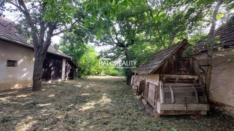 Pozba Pozemky - bývanie predaj reality Nové Zámky