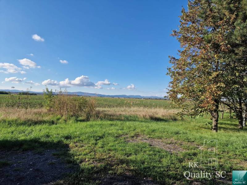 Boldog Pozemky - bývanie predaj reality Senec