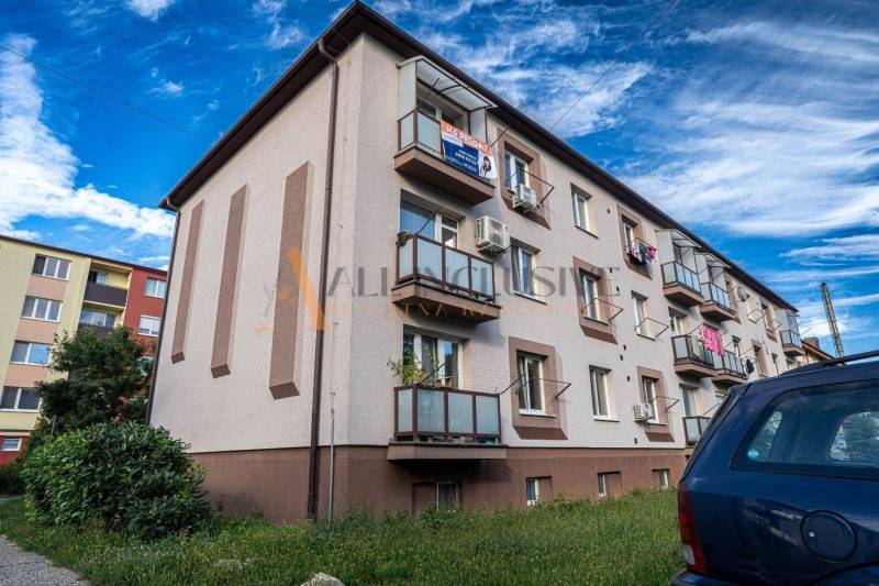 PREDANÉ! ALL INCLUSIVE REAL I VEĽKOMETRÁŽNY 2 IZBOVÝ BYT 58 M2 S BALKÓNOM A S KLIMATIZÁCIOU NA  PREDAJ - ŠAĽA CENTRUM