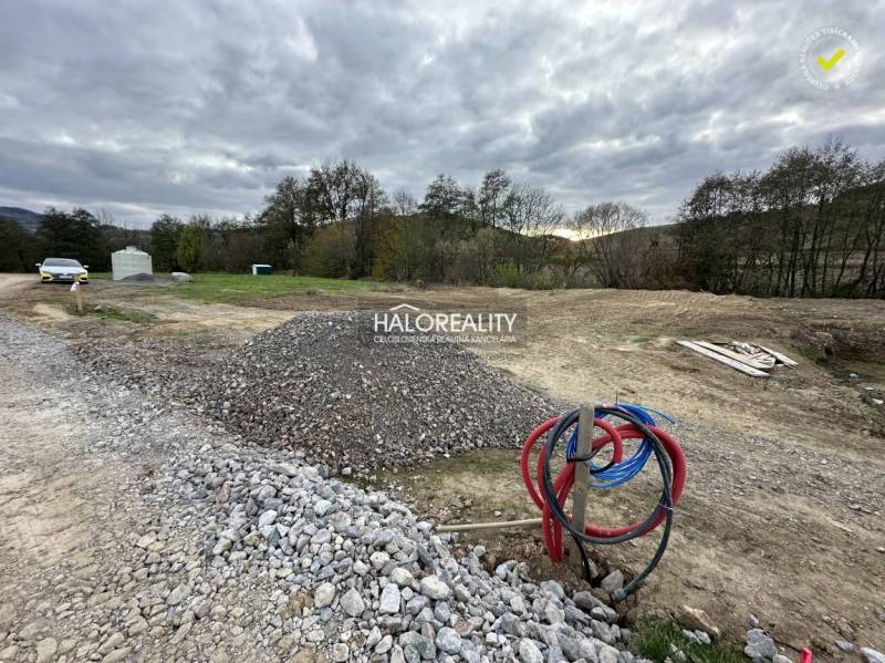 Stožok Pozemky - bývanie predaj reality Detva