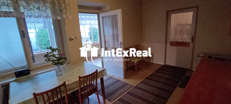 Vidiecky dom na predaj,  pozemok 20 á, Tomášikovo, viac na: https://reality.intexreal.sk/