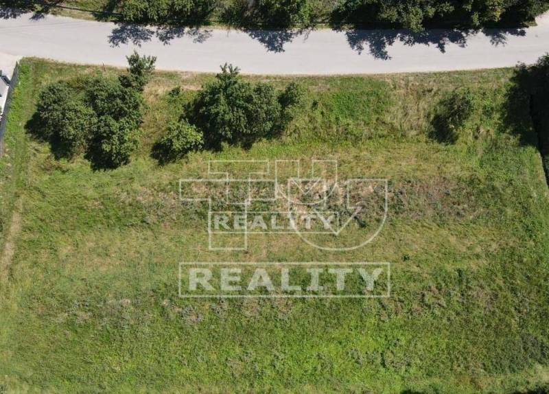 Kráľová nad Váhom Pozemky - bývanie predaj reality Šaľa