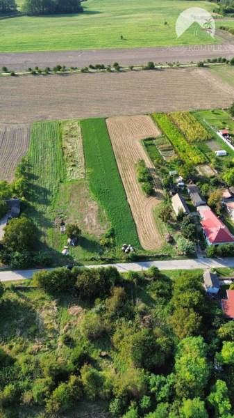 Holiare Pozemky - bývanie predaj reality Komárno