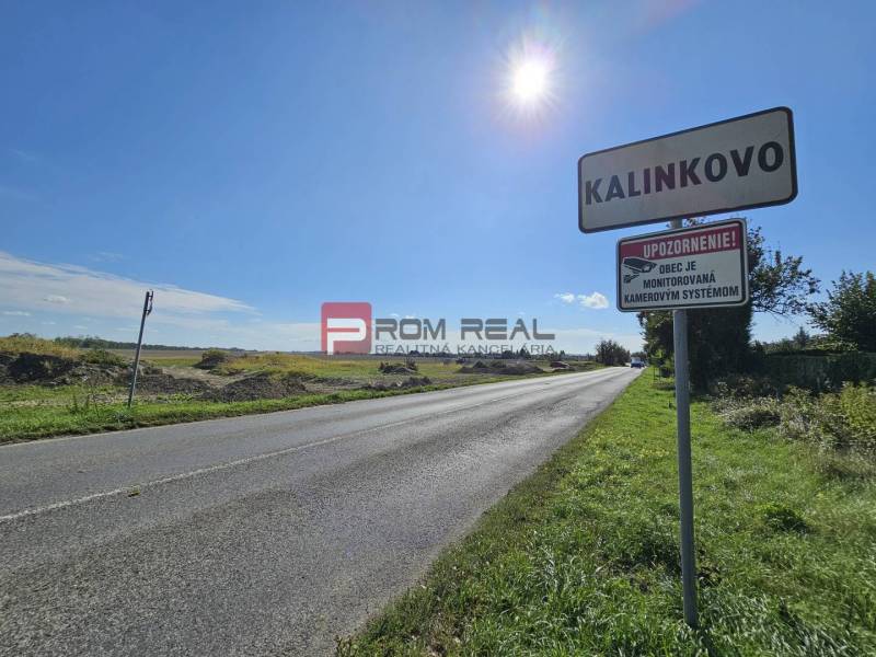 Kalinkovo Pozemky - bývanie predaj reality Senec