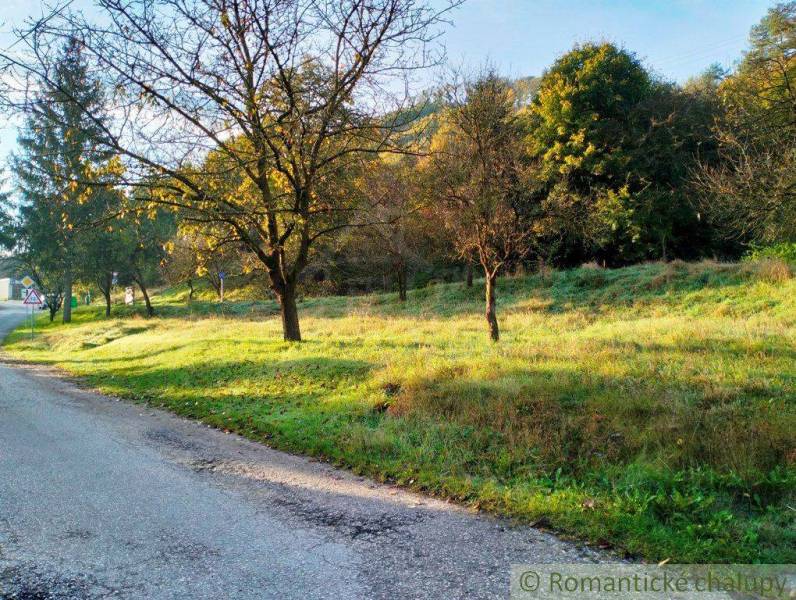 Trenčianska Teplá Pozemky - bývanie predaj reality Trenčín